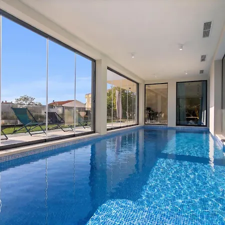 Vila Oliva Mare With Heated Pool *